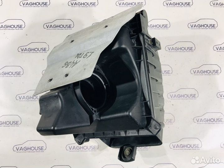 Корпус воздушного фильтра Audi A4 B6 8E 2003