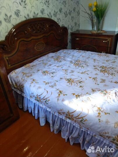 Спальный гарнитур бу