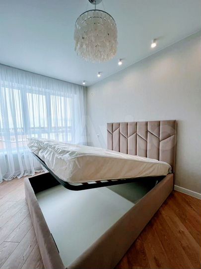 2-к. квартира, 65 м², 2/10 эт.