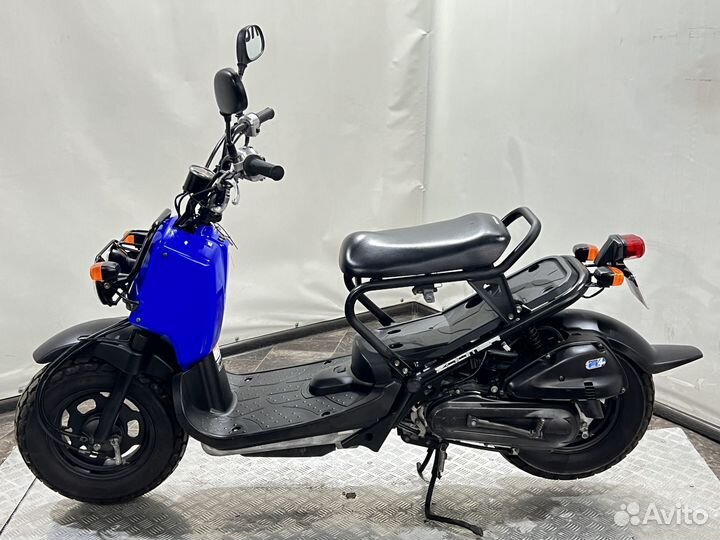 Скутер Honda Zoomer 50
