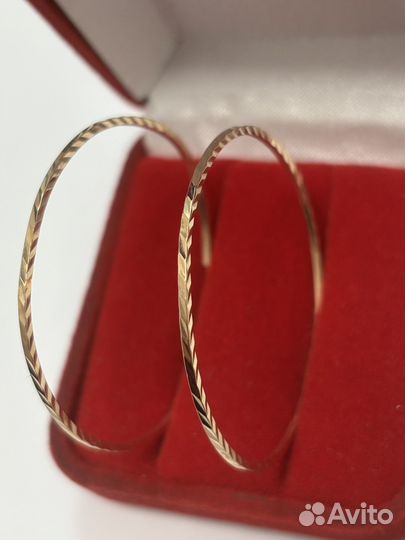 Золотые серьги 