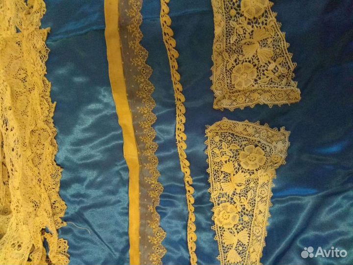 Старинные кружева