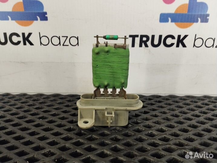 52404152 Резистор отопителя камаз 5490