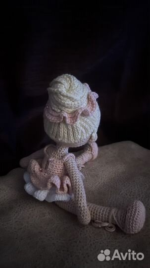 Игрушка Амгуруми. Вязанная балерина