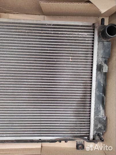 Радиатор охлаждения LADA kalina 2 с кондиционером