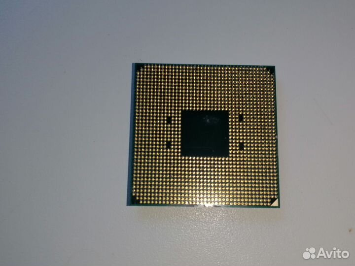 Процессор AMD ryzen 3 2200g