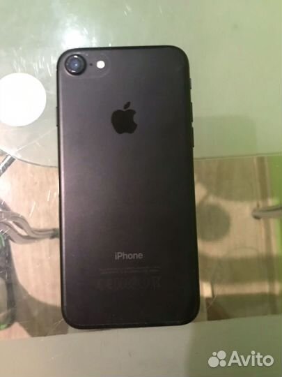 iPhone 7, 32 ГБ