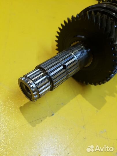 Вал кпп вторичный Ford Focus II 2004-2008