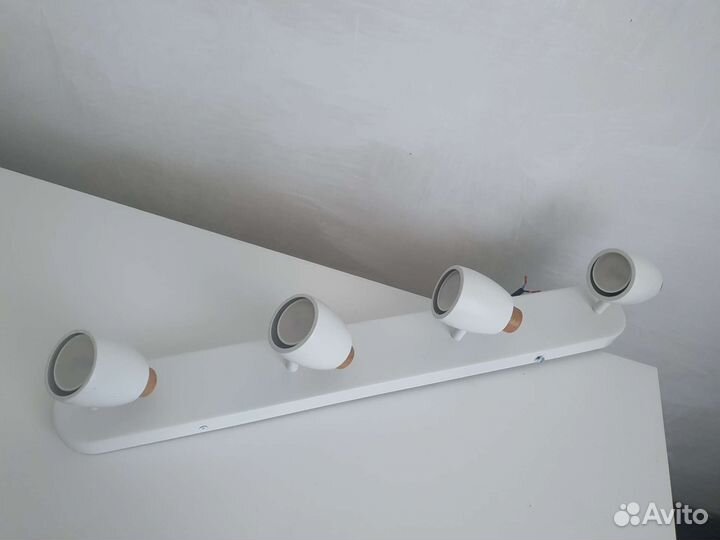 Светильник потолочный спот поворотный