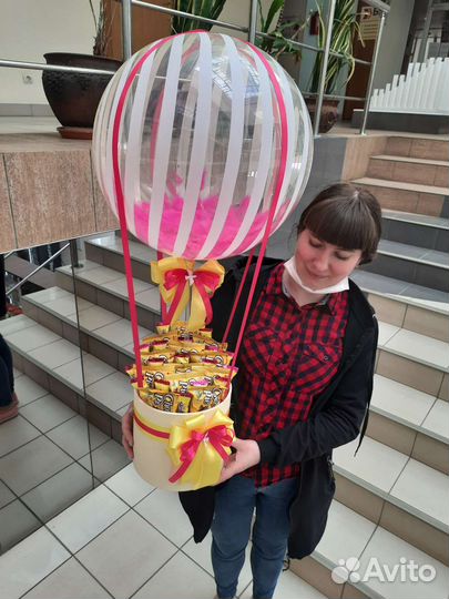 Бокс со сладостями и шаром