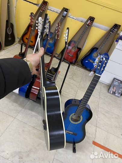 Акустическая / Классическая гитара Укулеле