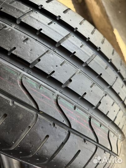 Pirelli P Zero 265/40 R22 106Y