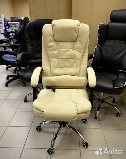 Кресло офисное с массажем 707