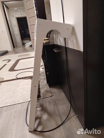 Экран на батарею чугунную