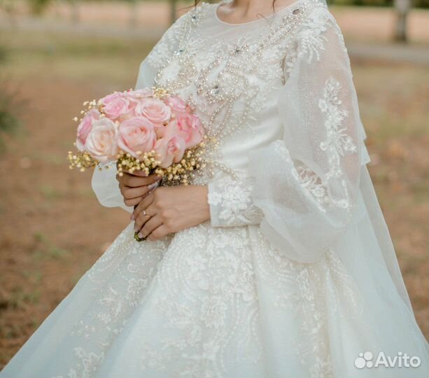 Свадебное платье