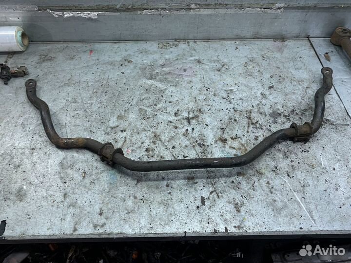 Стабилизатор передний Toyota Land Cruiser 100