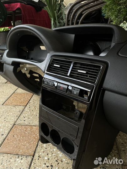 Панель priora 2