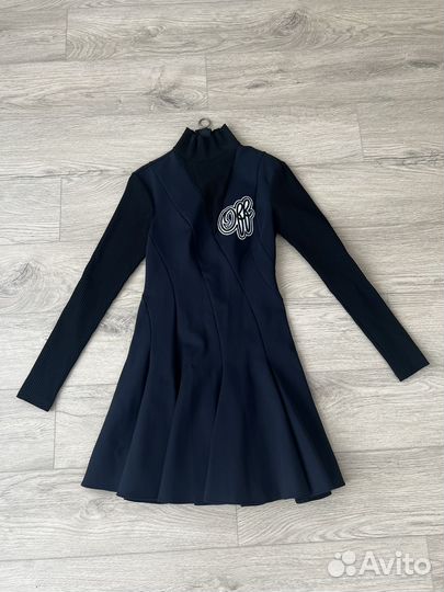 Платье Off white