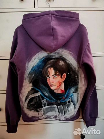 Плотная толстовка с Леви Аккерманом