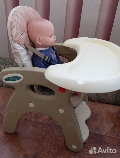 Детский стульчик для кормления