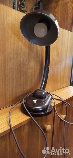 Лампа настольная ретро