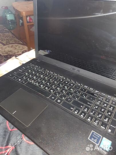 Ноутбук asus