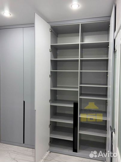 Шкаф для одежды