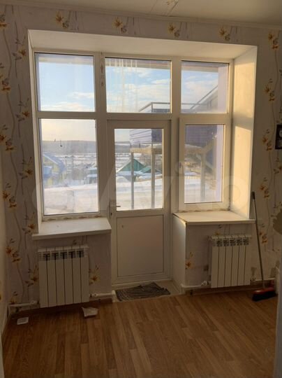 3-к. квартира, 70 м², 1/2 эт.