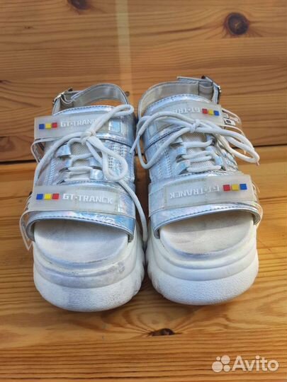 Босоножки для девчки