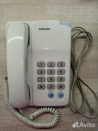Стационарный телефон