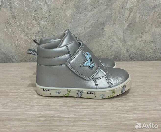 Ботинки для девочек