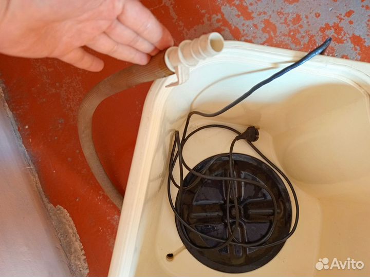 Стиральная машина малютка Обь см-15