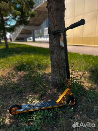 Самокат трюковой Novatrack Pixel Pro 110