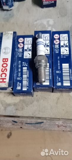 Свечи зажигания Bosch UR2CC