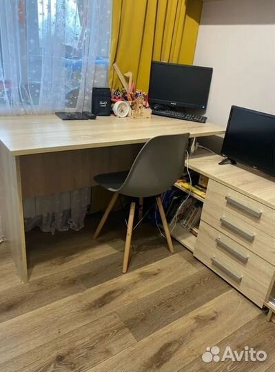 Стол письменный от производителя