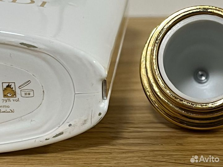 Пустой флакон от духов Труссарди