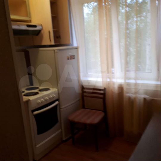 2-к. квартира, 42 м², 3/5 эт.