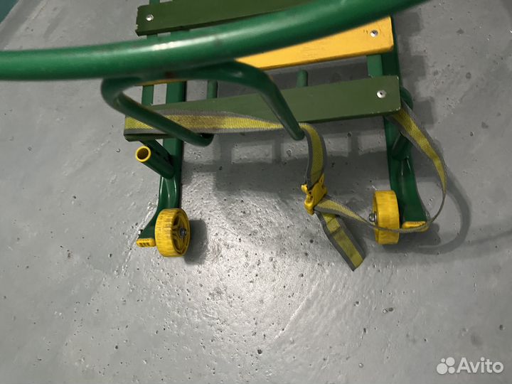 Санки на колесиках