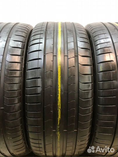 Pirelli P Zero PZ4 255/40 R21 112V
