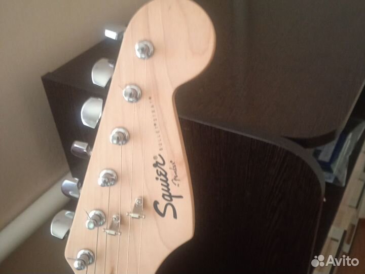 Электро гитара