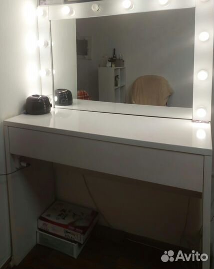 Гримерное зеркало с лампочками бу