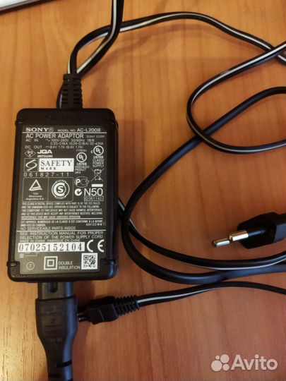 Блок питания Sony AC-L200B