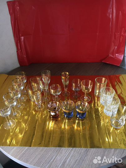 Рюмка и стопки. Цветное стекло. Винтаж