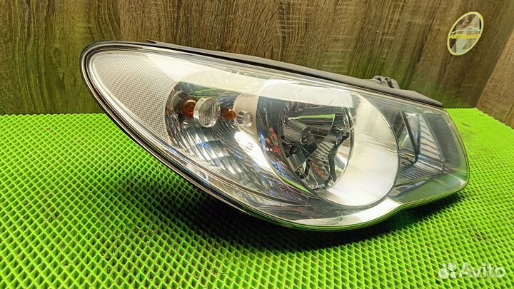 Фара передняя правая Hyundai Elantra HD 06-11