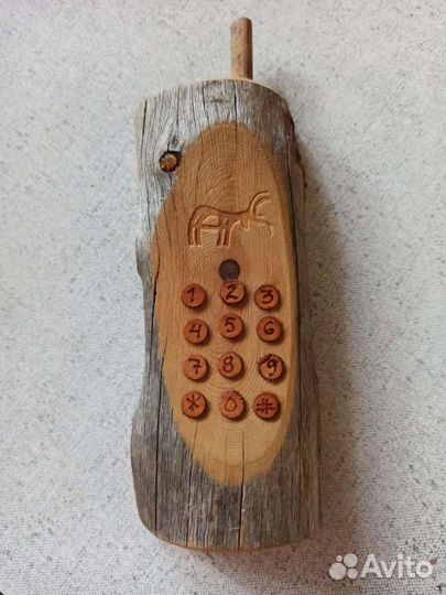 Открывашка бутылок-телефон. Дерево. Финляндия