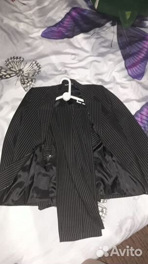 Костюм нарядный на мальчика 5-6лет