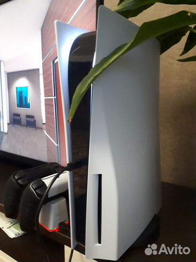 PlayStation 5 + 2-й геймпад + зарядная станция
