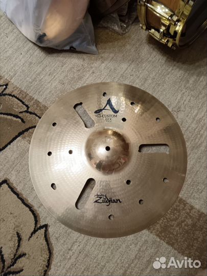 Тарелка Zildjian a custom EFX 18 после ремонта
