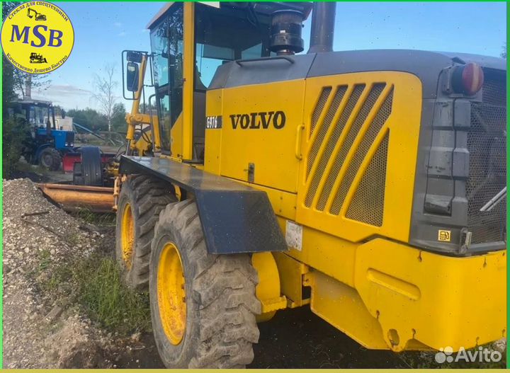 Заднее стекло на Volvo G976