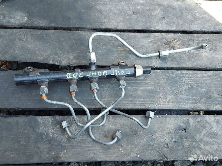 Топливная рампа Санг Йонг D20DT Кайрон Актион в сб